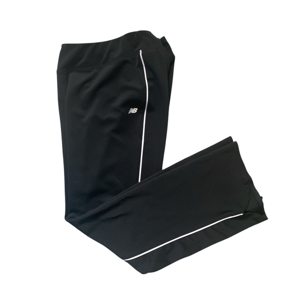 New Balance Harmony Wide Leg Pants – Women’s Medium – Black - Picture 1 of 9